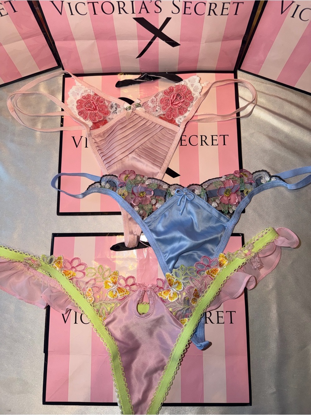 For love & lemons for Victoria's Secret Satin Thongs XL (3)